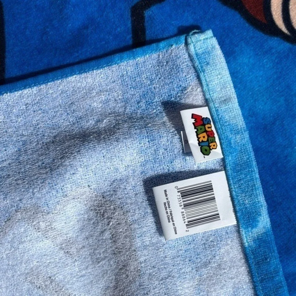 Super Mario Blue Tie Dye Printed Beach Towel Oversized 28" x 58" NEW - Picture 7 of 8